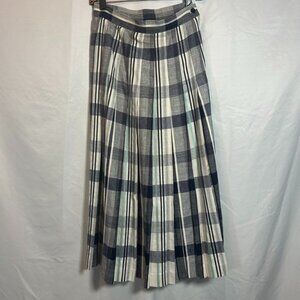 Plaid Midi Skirt in Black and White